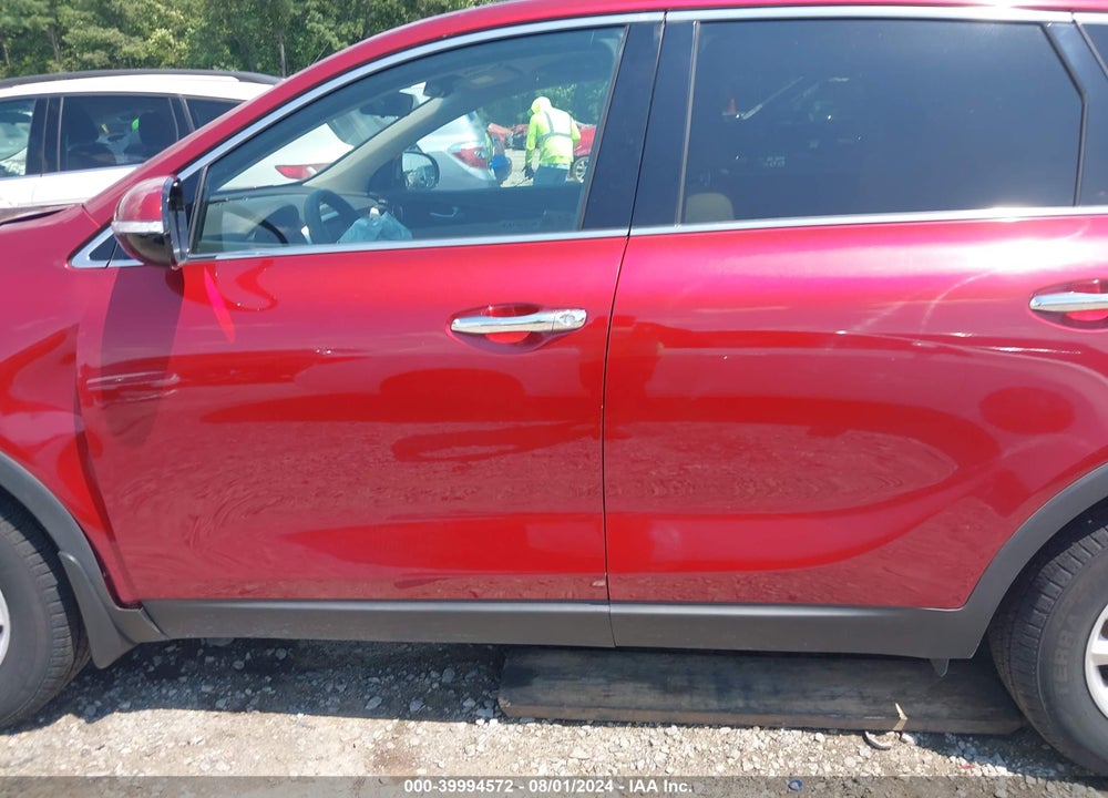 2019 KIA SORENTO 2.4L LX VIN: 5XYPG4A3XKG501646