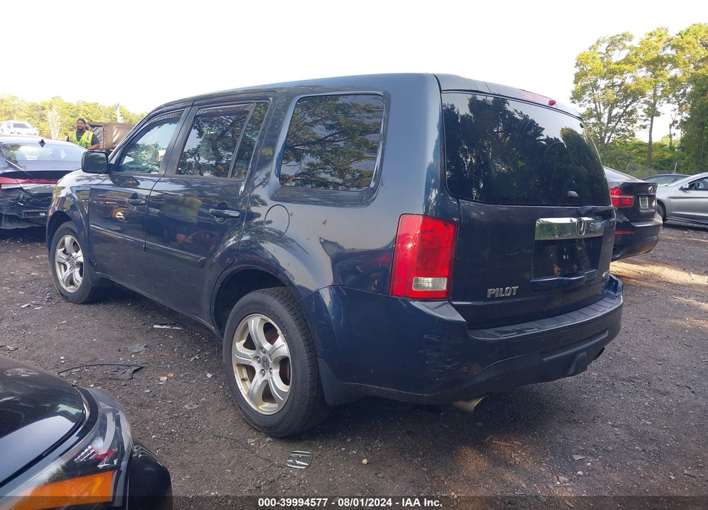2012 HONDA PILOT EX-L VIN: 5FNYF4H53CB077315