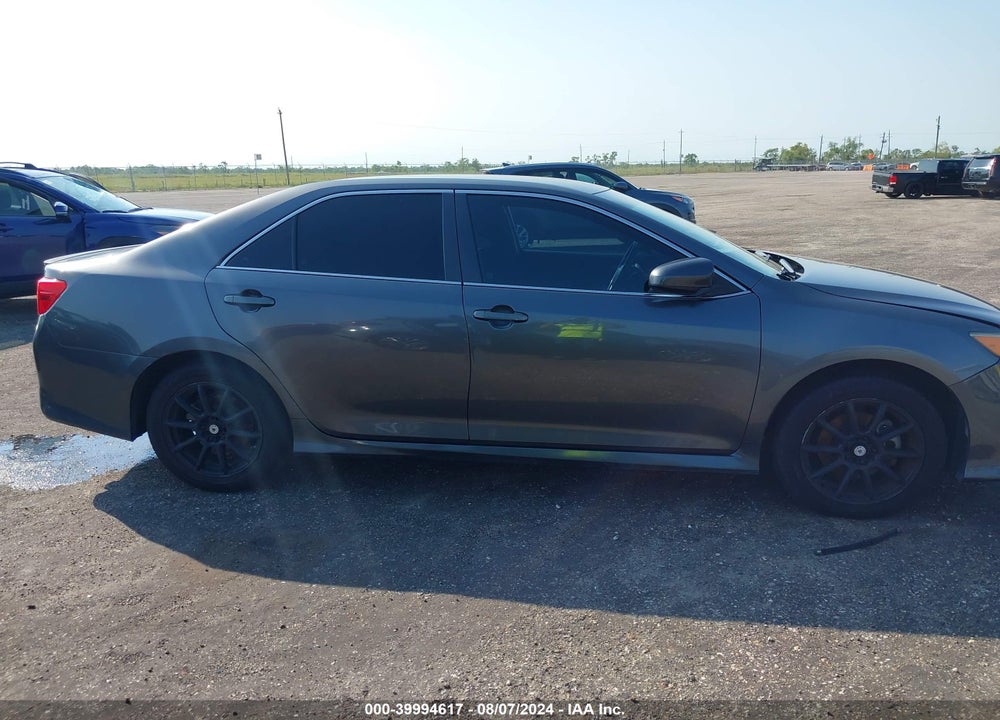 2013 TOYOTA CAMRY SE VIN: 4T1BF1FK8DU220485