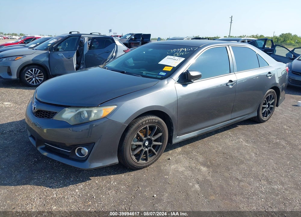 2013 TOYOTA CAMRY SE VIN: 4T1BF1FK8DU220485