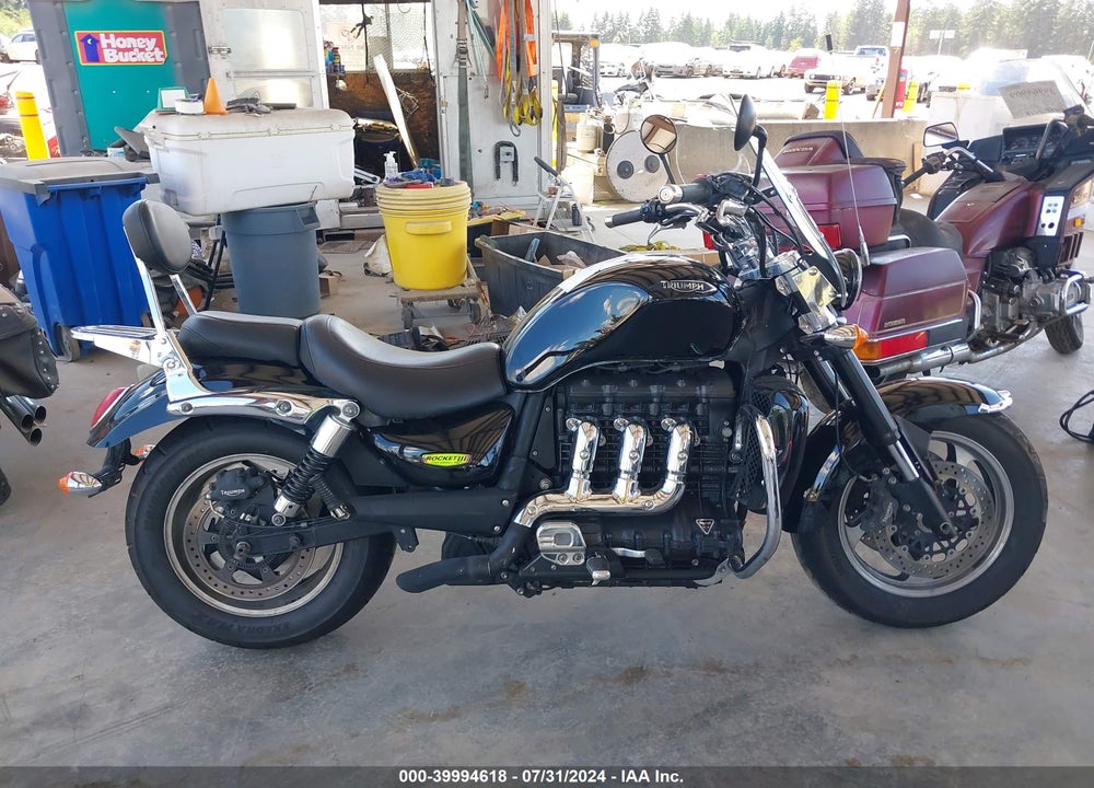 2014 TRIUMPH MOTORCYCLE ROCKET III ROADSTER VIN: SMTC02L42EJ625011