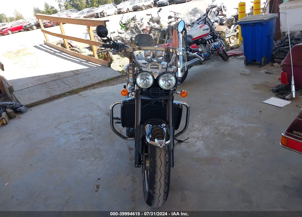 2014 TRIUMPH MOTORCYCLE ROCKET III ROADSTER VIN: SMTC02L42EJ625011