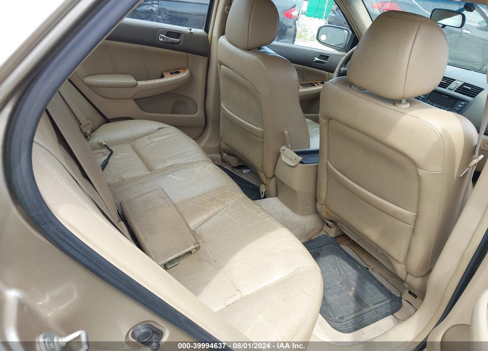 2005 HONDA ACCORD 2.4 EX VIN: 1HGCM568X5A017368