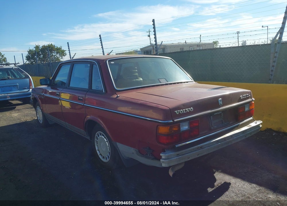 1988 VOLVO 244 VIN: YV1AX8843J1281447