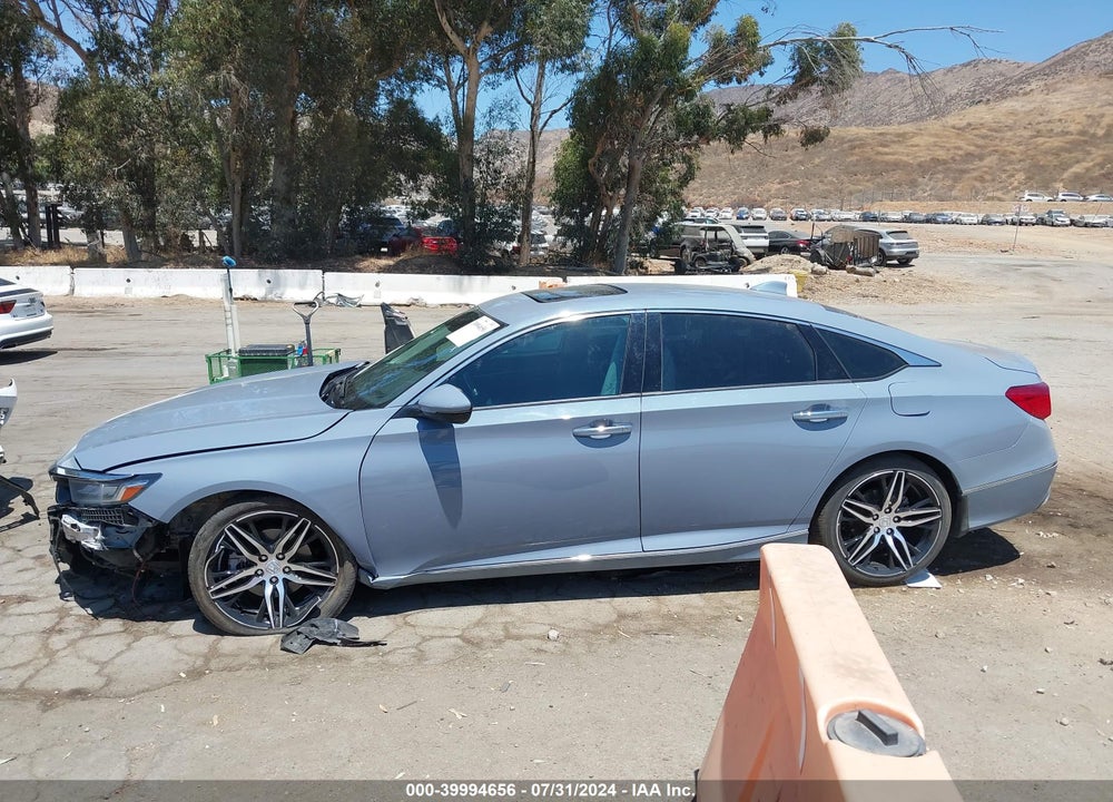 2022 HONDA ACCORD VIN: 1HGCV2F98NA008351