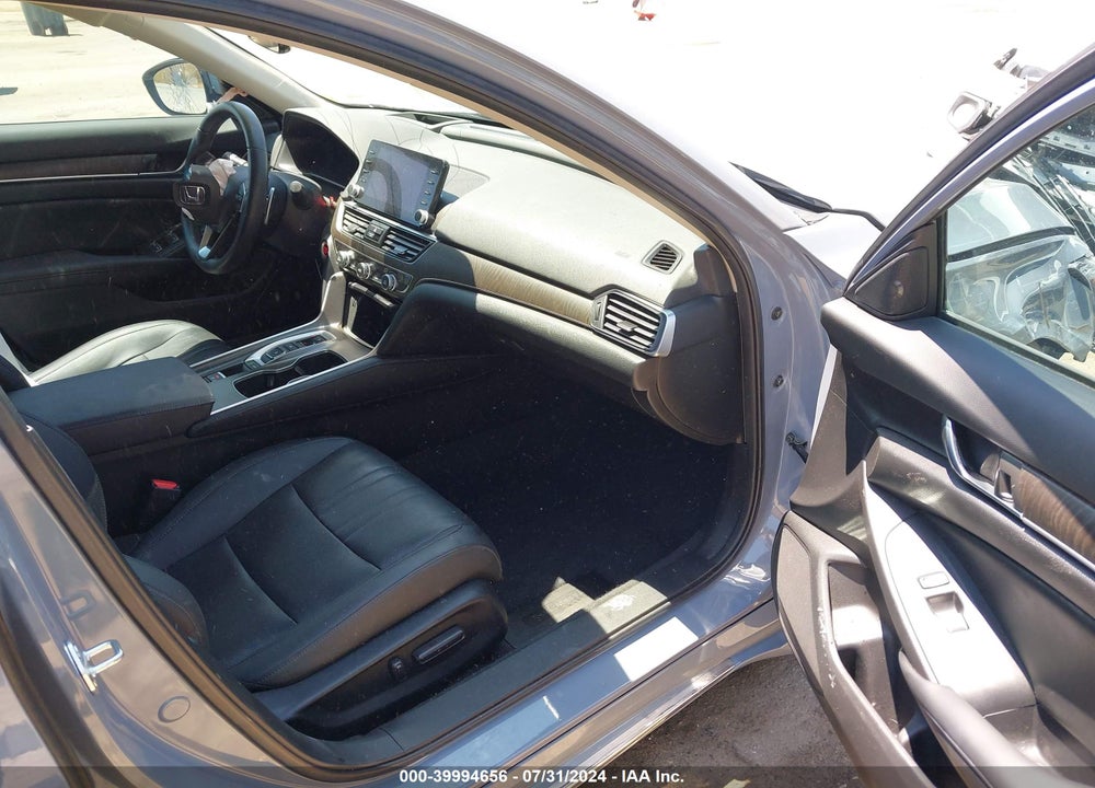 2022 HONDA ACCORD VIN: 1HGCV2F98NA008351