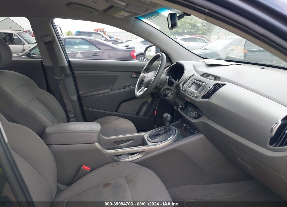 2011 KIA SPORTAGE LX VIN: KNDPBCA27B7070129