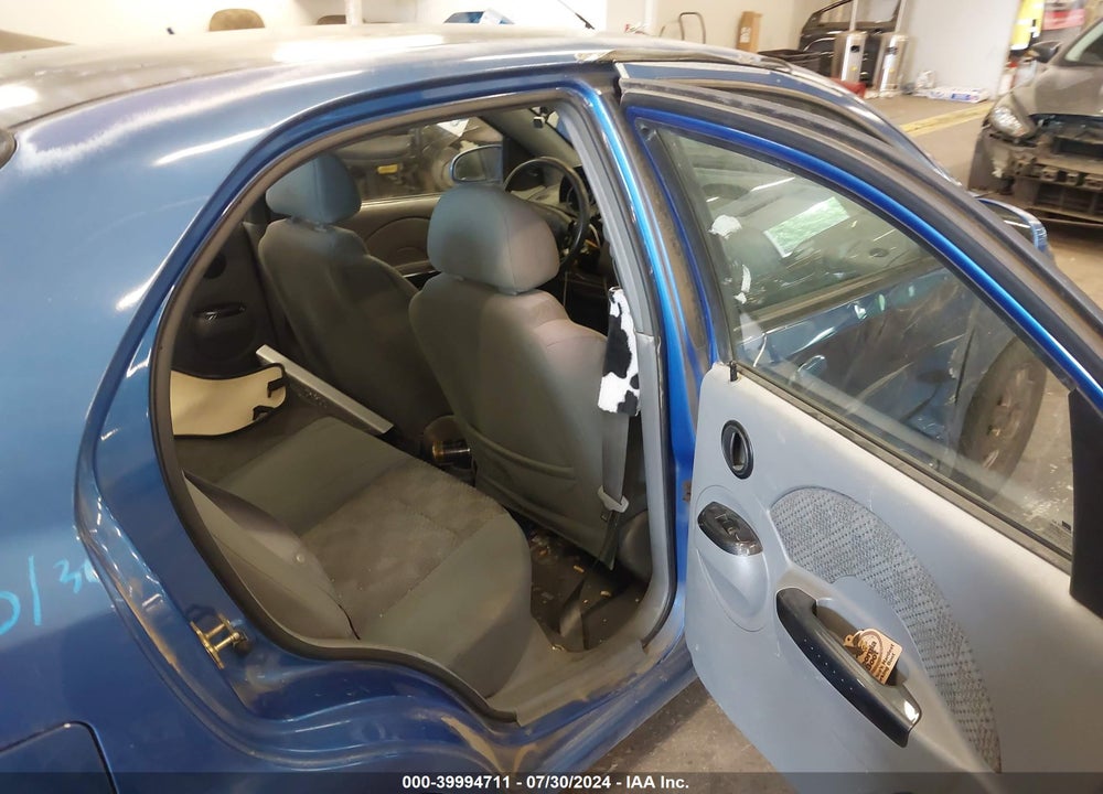 2005 CHEVROLET AVEO LS VIN: KL1TD52615B376791
