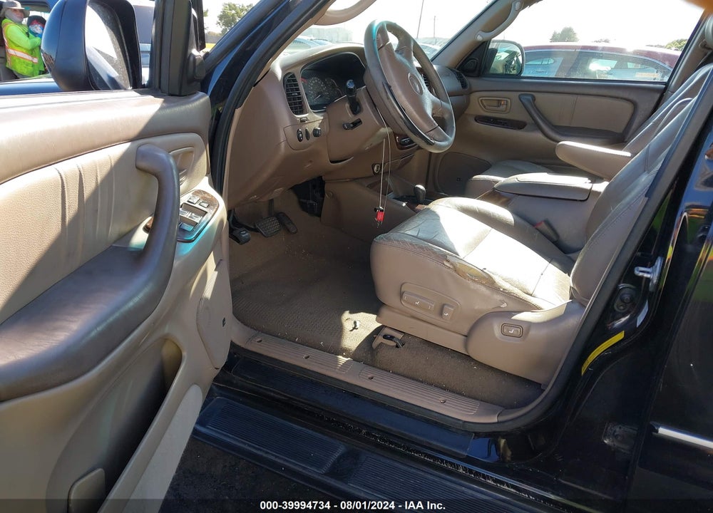 2002 TOYOTA SEQUOIA LIMITED V8 VIN: 5TDBT48A62S112936