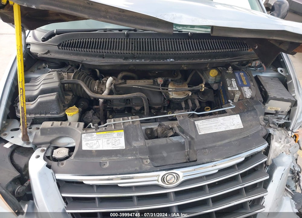 2005 CHRYSLER TOWN & COUNTRY LIMITED VIN: 2C8GP64L45R390842