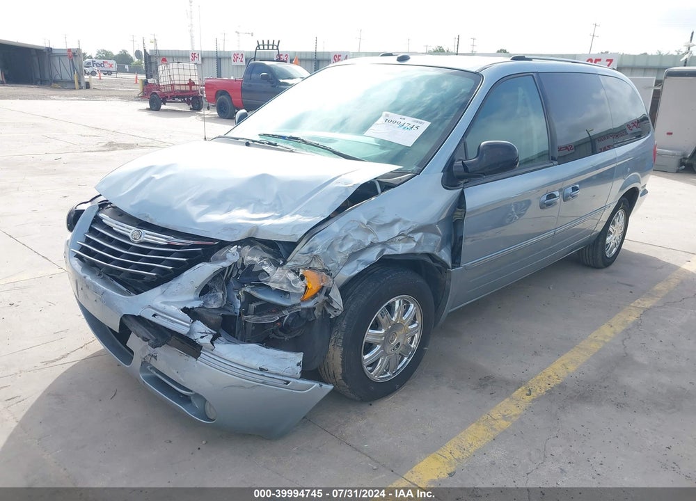 2005 CHRYSLER TOWN & COUNTRY LIMITED VIN: 2C8GP64L45R390842