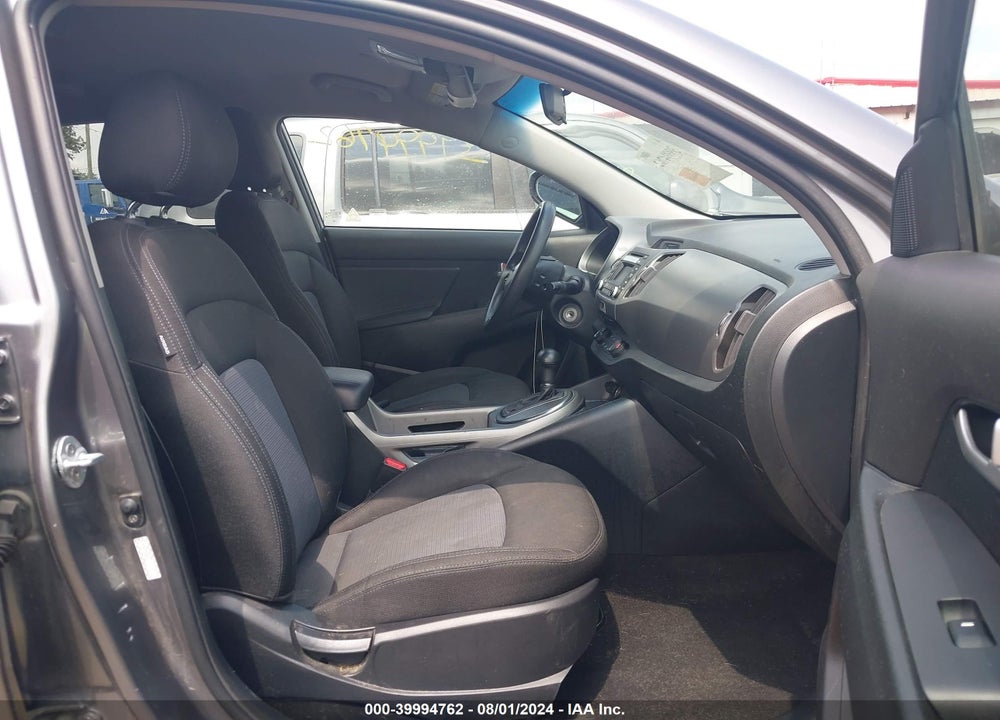 2016 KIA SPORTAGE LX VIN: KNDPB3AC8G7879056