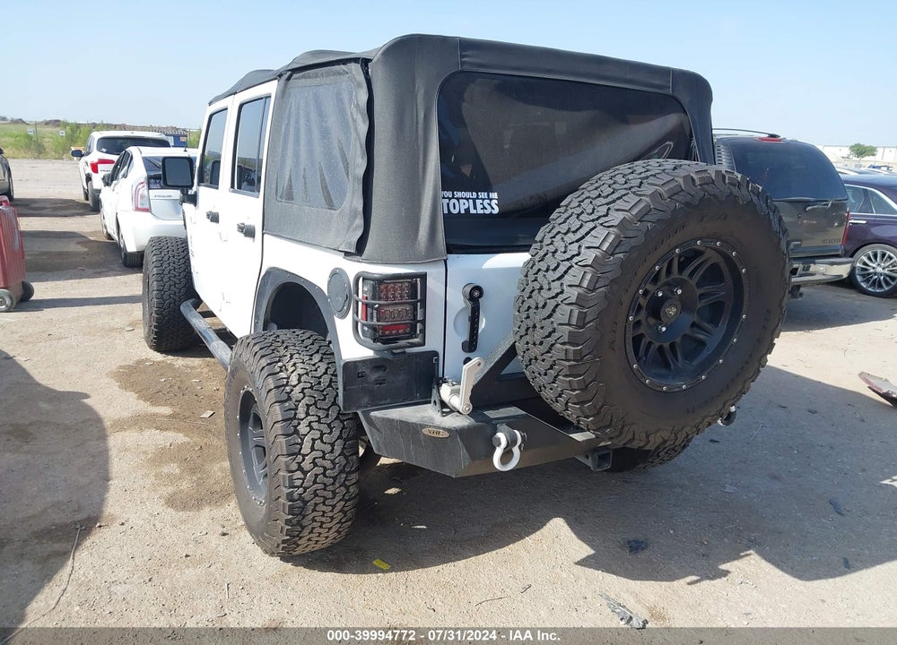 2015 JEEP WRANGLER UNLIMITED SPORT VIN: 1C4BJWDGXFL592885