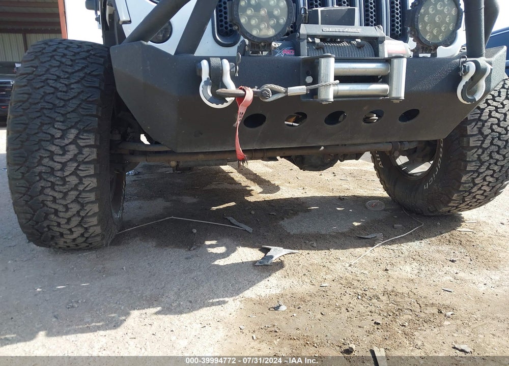 2015 JEEP WRANGLER UNLIMITED SPORT VIN: 1C4BJWDGXFL592885