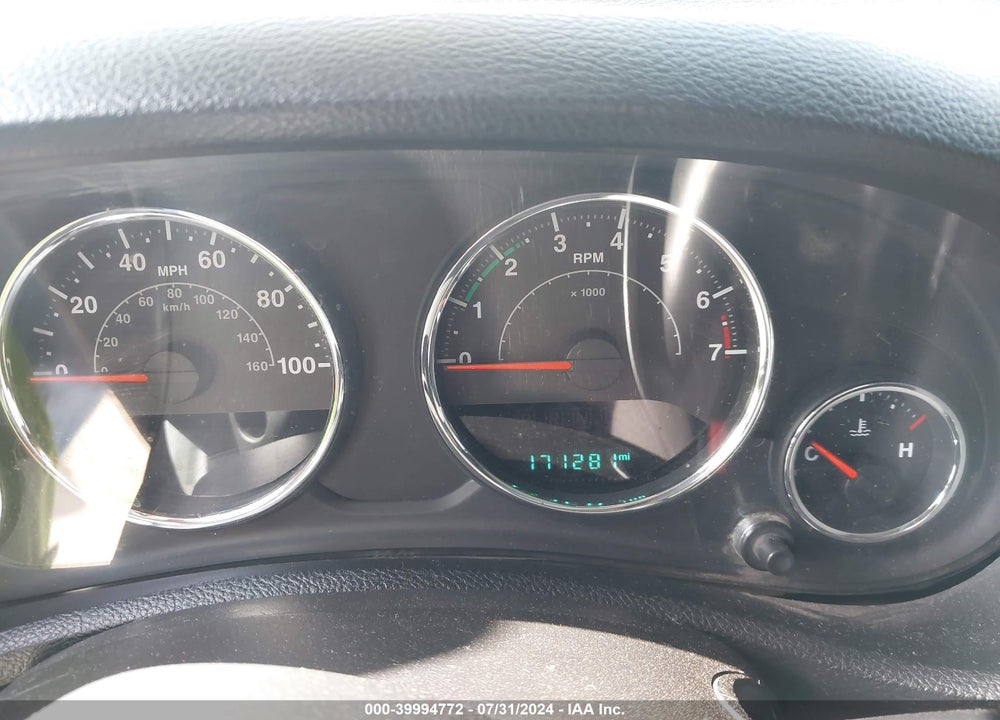 2015 JEEP WRANGLER UNLIMITED SPORT VIN: 1C4BJWDGXFL592885