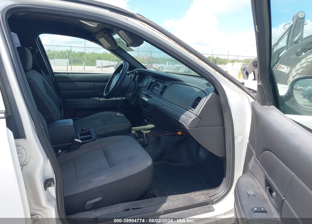 2009 FORD CROWN VICTORIA POLICE/POLICE INTERCEPTOR VIN: 2FAHP71V09X120306