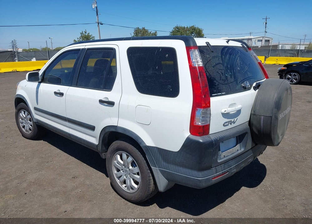 2005 HONDA CR-V EX VIN: JHLRD788X5C025236