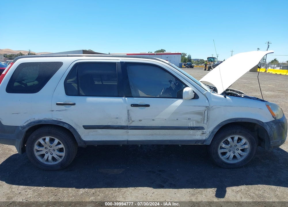 2005 HONDA CR-V EX VIN: JHLRD788X5C025236