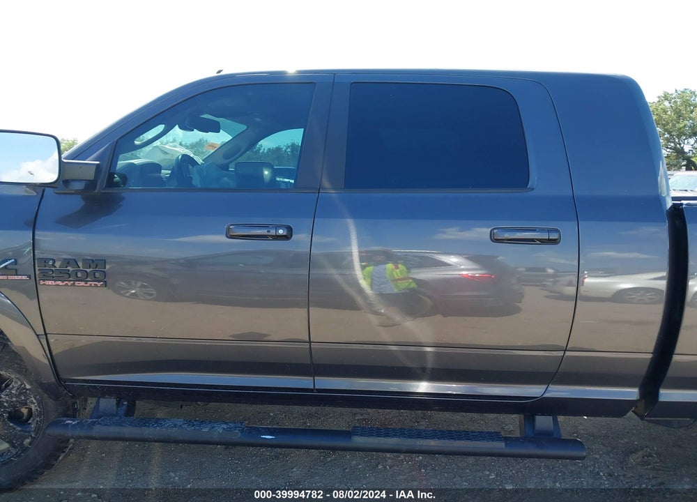 2018 RAM 2500 VIN: 3C6UR5NL2JG308346