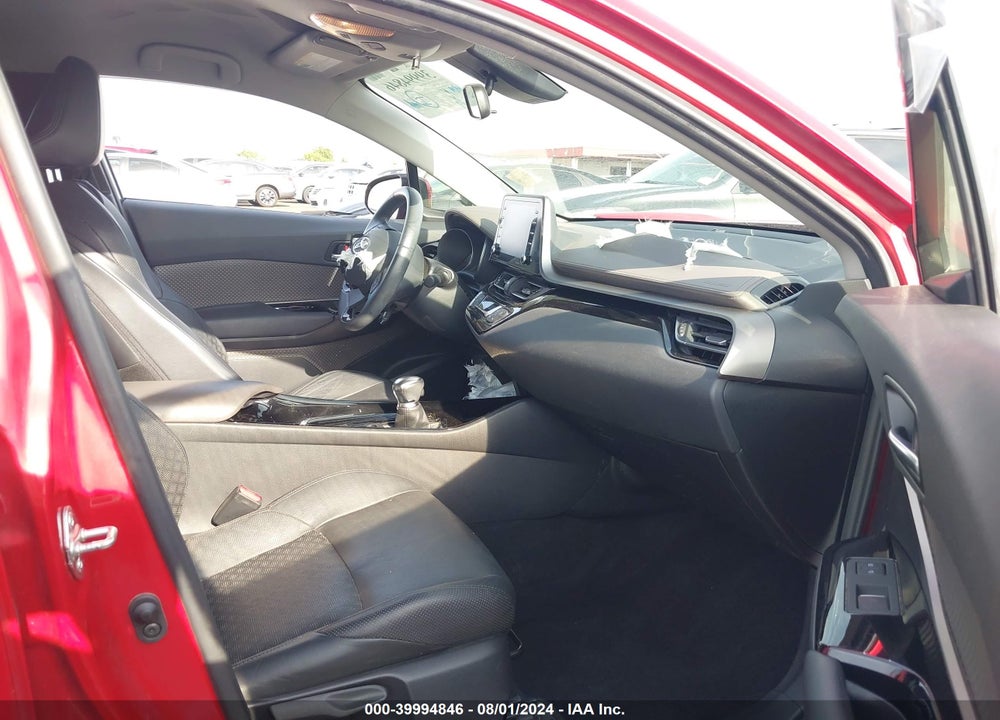 2020 TOYOTA C-HR LIMITED VIN: JTNKHMBX1L1071219