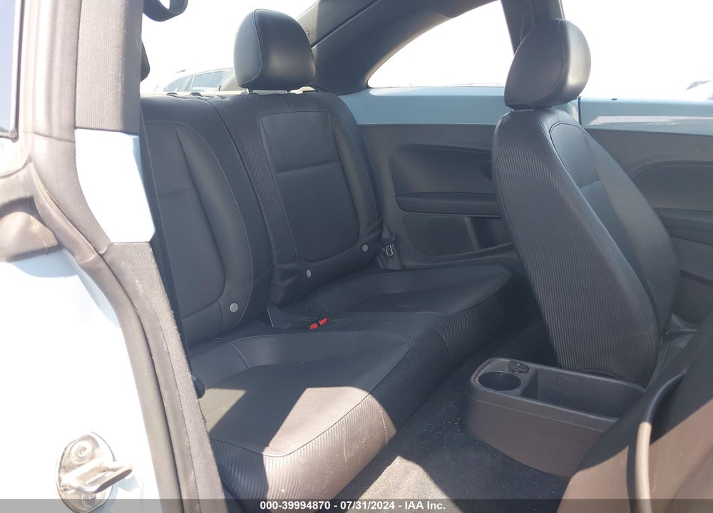 2012 VOLKSWAGEN BEETLE 2.5L VIN: 3VWJP7AT6CM665615
