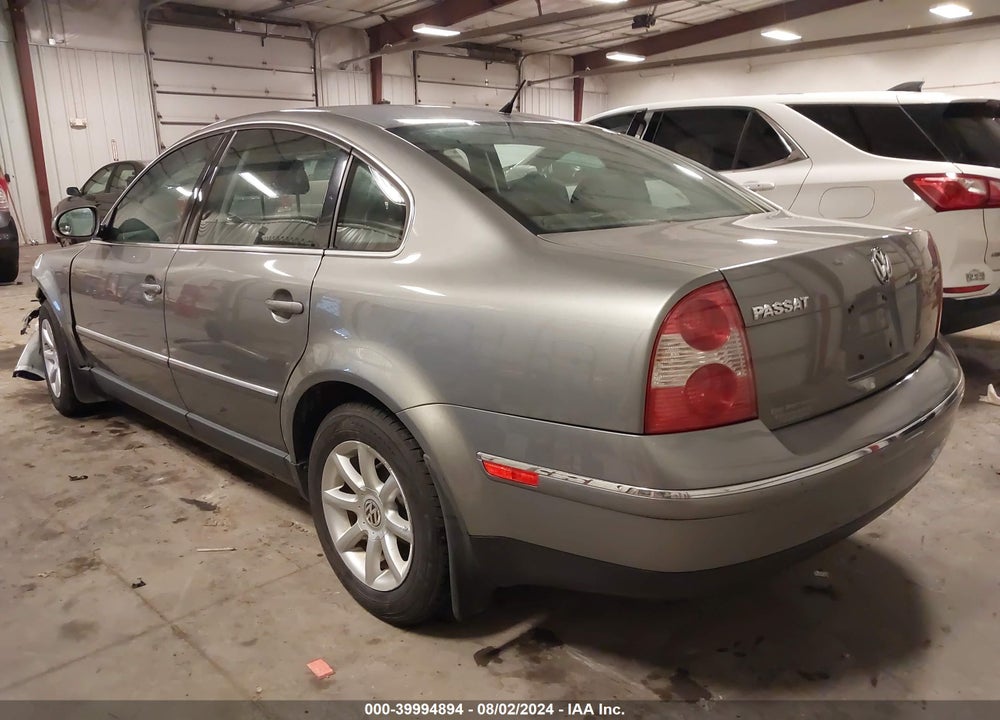 2004 VOLKSWAGEN PASSAT GLS VIN: WVWPD63B54E292885