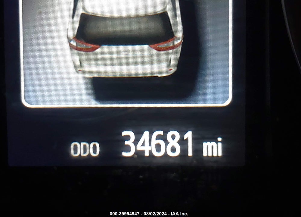 2019 TOYOTA SIENNA XLE VIN: 5TDDZ3DC2KS219460