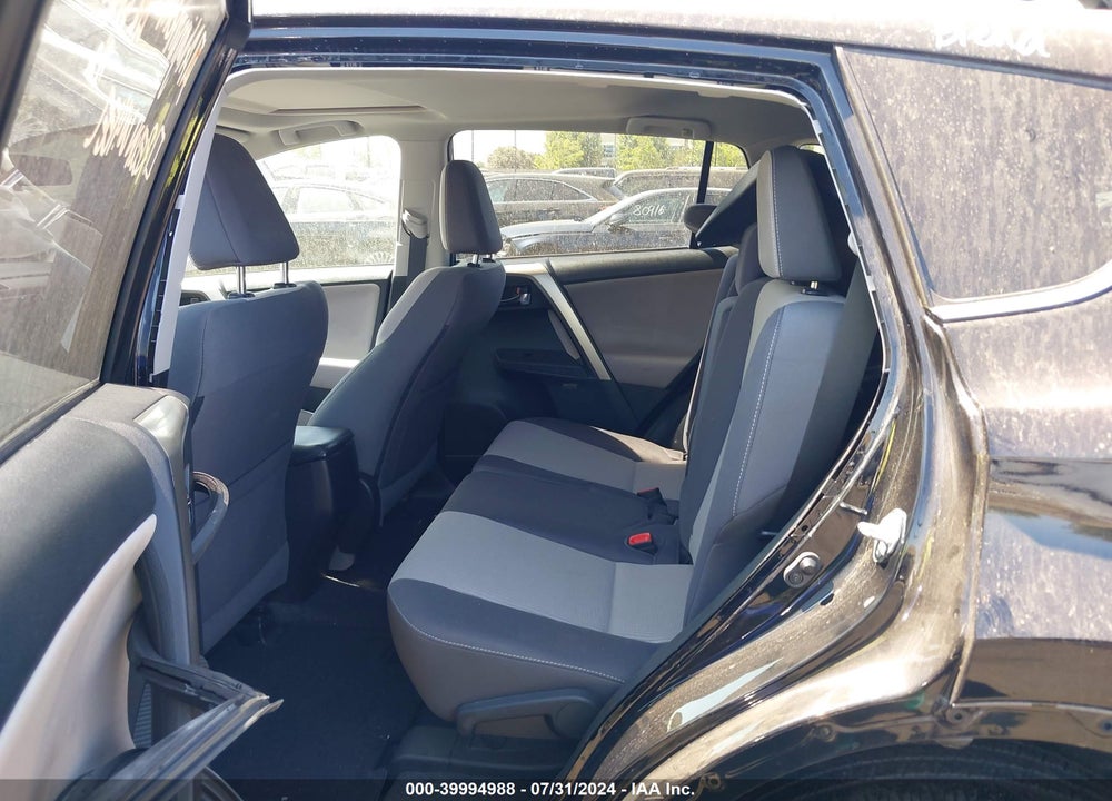 2015 TOYOTA RAV4 XLE VIN: 2T3WFREV0FW167948