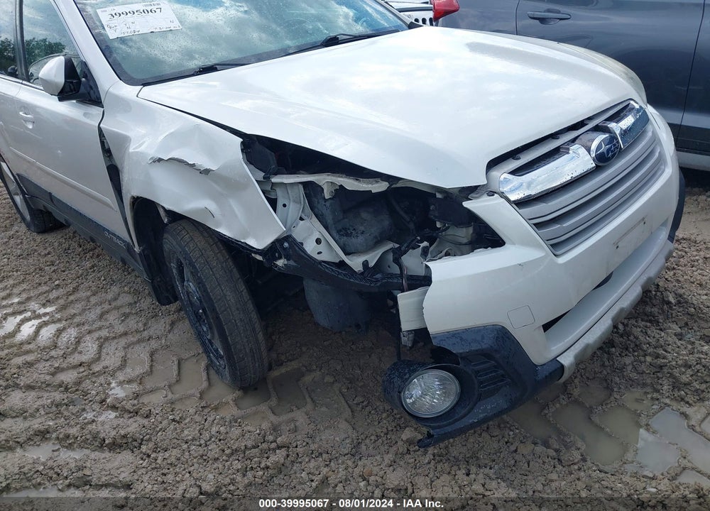 2014 SUBARU OUTBACK 2.5I LIMITED VIN: 4S4BRCLC5E3286371