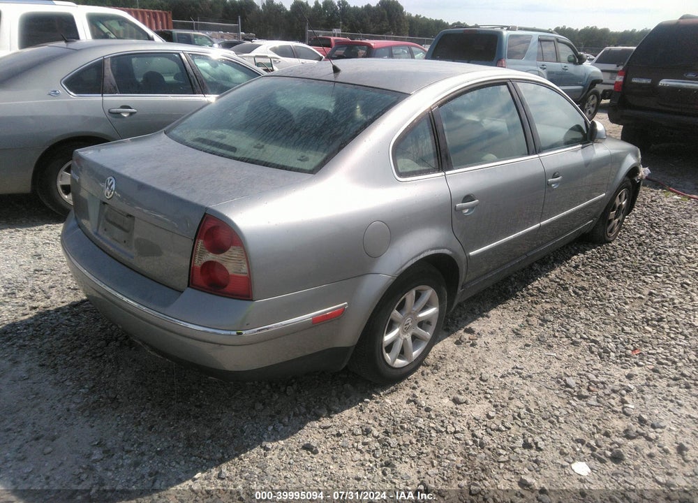 2004 VOLKSWAGEN PASSAT GLS VIN: WVWPD63B24P158579