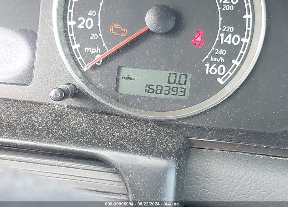 2004 VOLKSWAGEN PASSAT GLS VIN: WVWPD63B24P158579