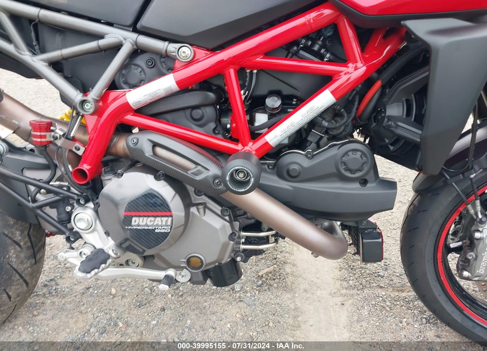 2019 DUCATI HYPERMOTARD 950/950 SP VIN: ZDMBAJDT9KB002373