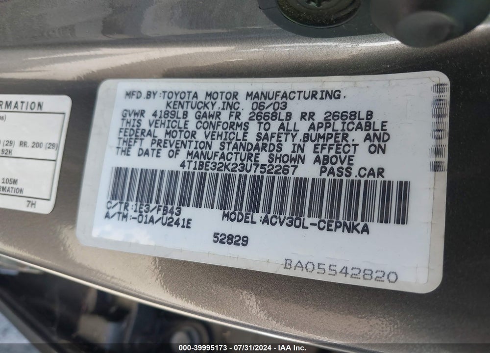 2003 TOYOTA CAMRY LE VIN: 4T1BE32K23U752267