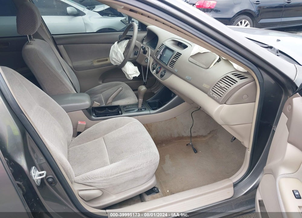 2003 TOYOTA CAMRY LE VIN: 4T1BE32K23U752267