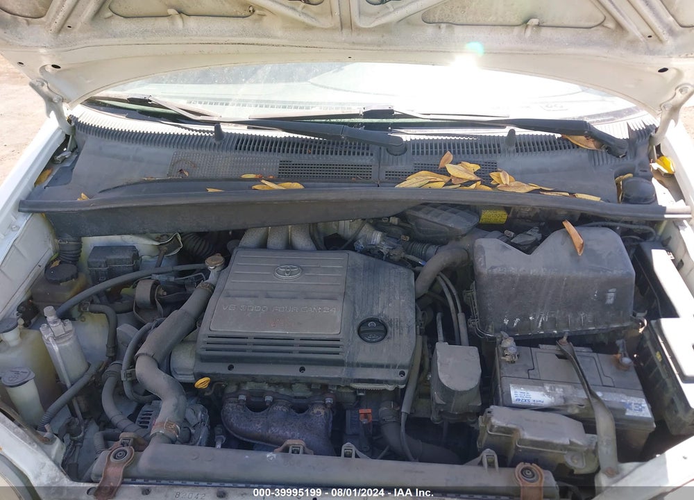 2002 TOYOTA SIENNA XLE VIN: 4T3ZF13C42U481855