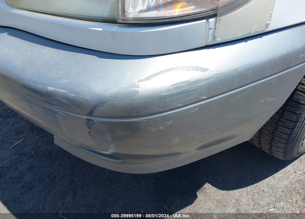 2002 TOYOTA SIENNA XLE VIN: 4T3ZF13C42U481855