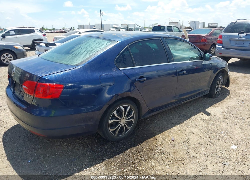 2013 VOLKSWAGEN JETTA 2.5L SE VIN: 3VWDX7AJXDM289613