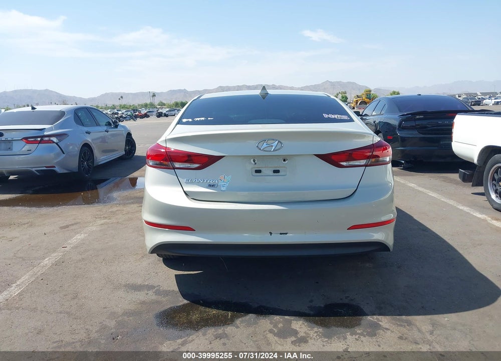 2017 HYUNDAI ELANTRA SE VIN: 5NPD74LFXHH065604