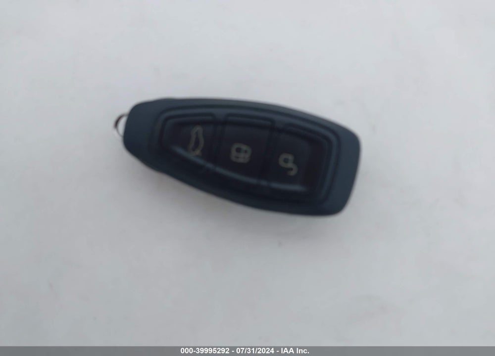 2012 FORD FOCUS TITANIUM VIN: 1FAHP3N29CL267821