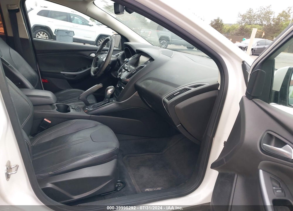 2012 FORD FOCUS TITANIUM VIN: 1FAHP3N29CL267821