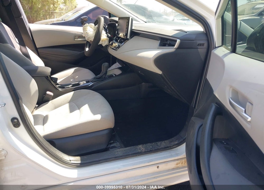 2020 TOYOTA COROLLA LE VIN: 5YFEPRAE9LP143586