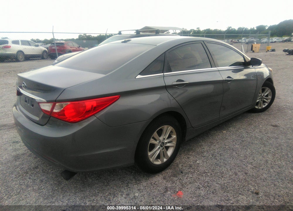 2013 HYUNDAI SONATA GLS VIN: 5NPEB4AC1DH663604