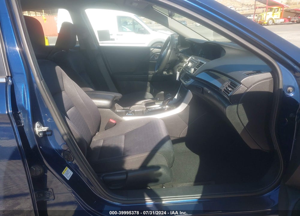 2015 HONDA ACCORD SPORT VIN: 1HGCR2F55FA124979