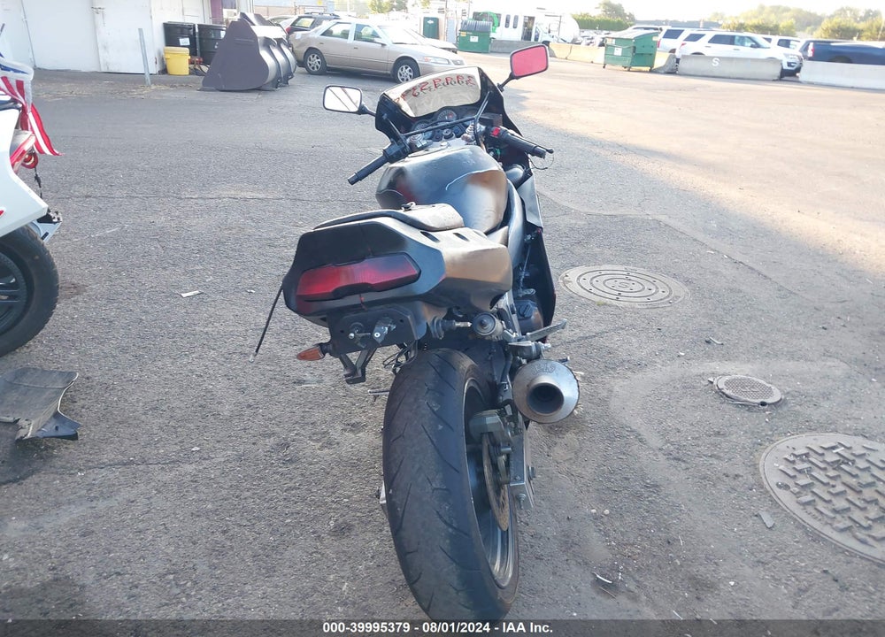 1997 KAWASAKI ZX600 F VIN: JKAZX4F18VA031230