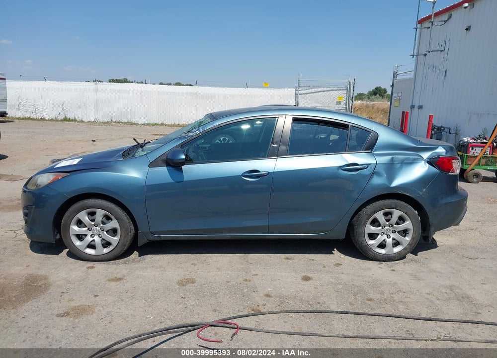 2010 MAZDA 3 I SPORT VIN: JM1BL1SF7A1224997