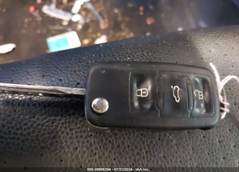 2013 VOLKSWAGEN JETTA 2.5L SE VIN: 3VWDP7AJ8DM350876