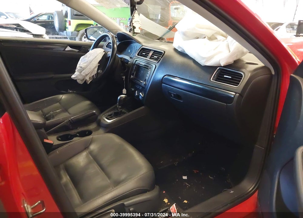 2013 VOLKSWAGEN JETTA 2.5L SE VIN: 3VWDP7AJ8DM350876