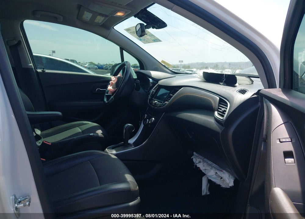 2018 CHEVROLET TRAX LT VIN: KL7CJPSB1JB681922