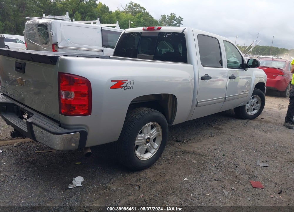 2011 CHEVROLET SILVERADO 1500 LT VIN: 1GCPKSE3XBF141729
