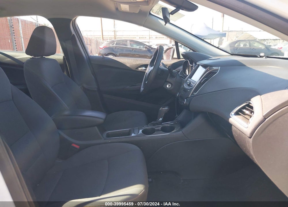 2019 CHEVROLET CRUZE LS VIN: 1G1BC5SM1K7139473